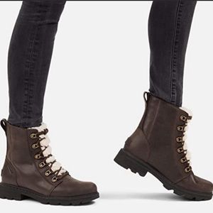 Sorel Lennox Lace Up Boots in Brown, Size 5